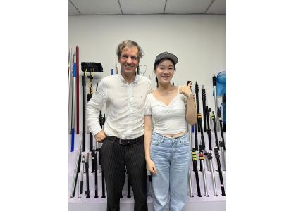 New Zealand customers to visit the factory samples and arrange the order production
